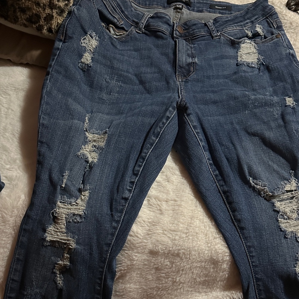 Judy Blue Distressed Skinny Jeans - Dark Blue